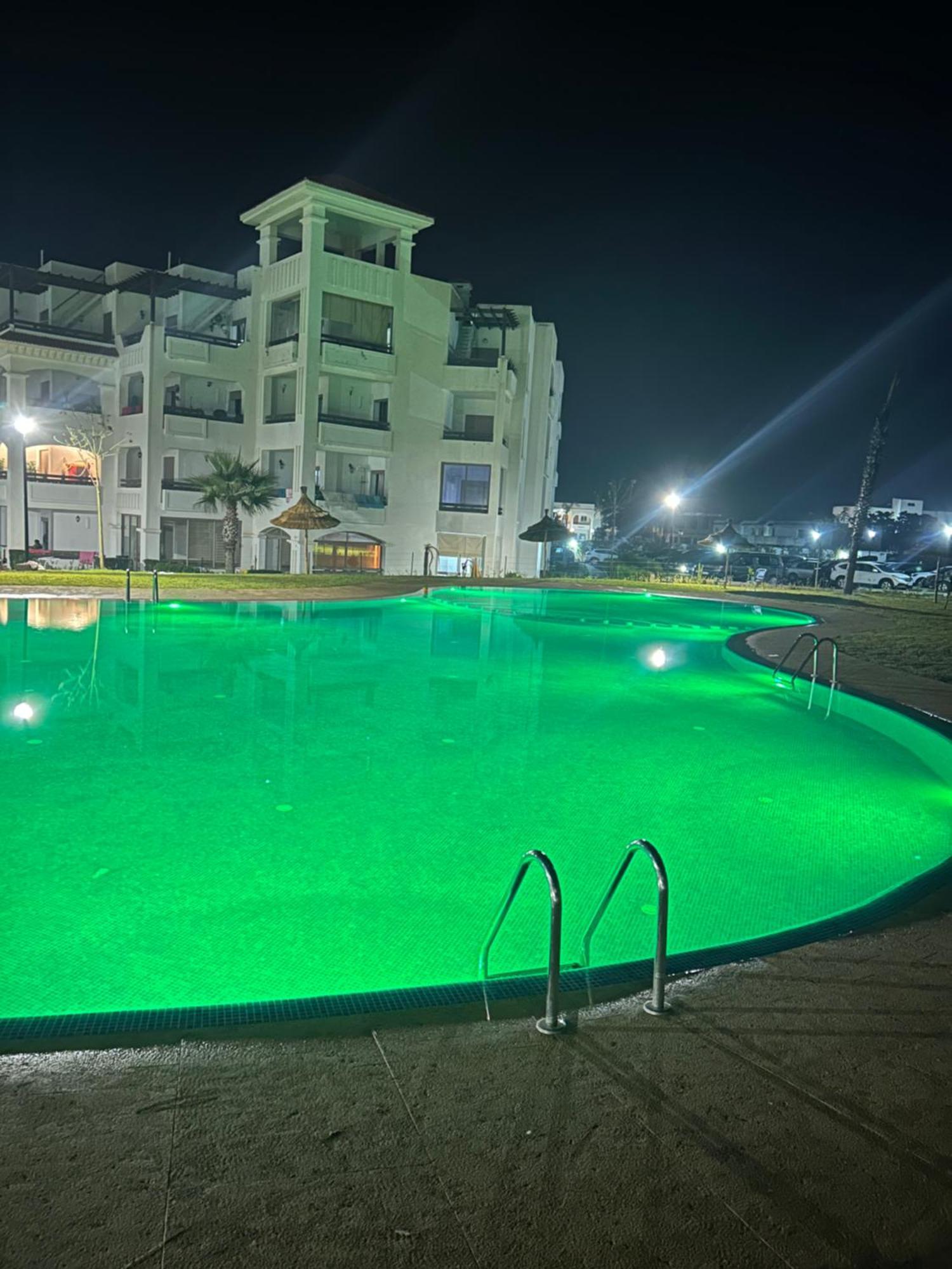 Appartement Pied Dans L Eau A Residence Beralmar Asilah Eksteriør billede